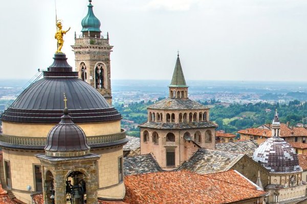 Bergamo Cheap holidays with PurpleTravel 